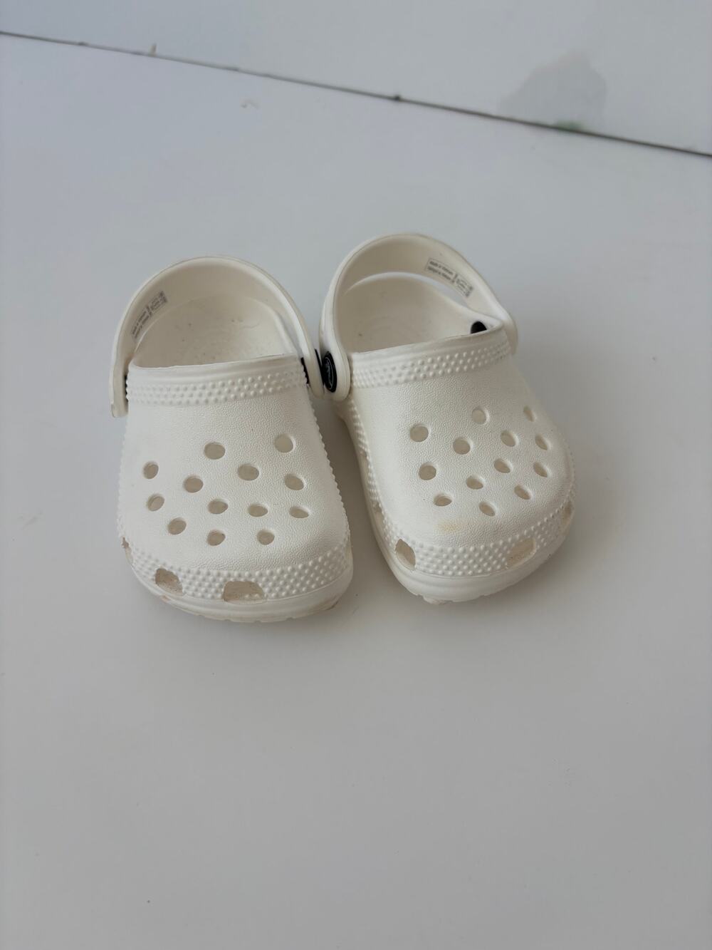Crocs Classic Clog Kids 2-3 White Slip On Shoes Like New No Box